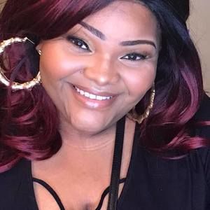 Meet your Posher, April